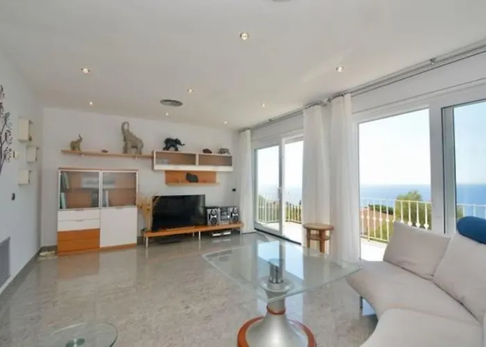 En Platja De Aro With Pool 450m From The